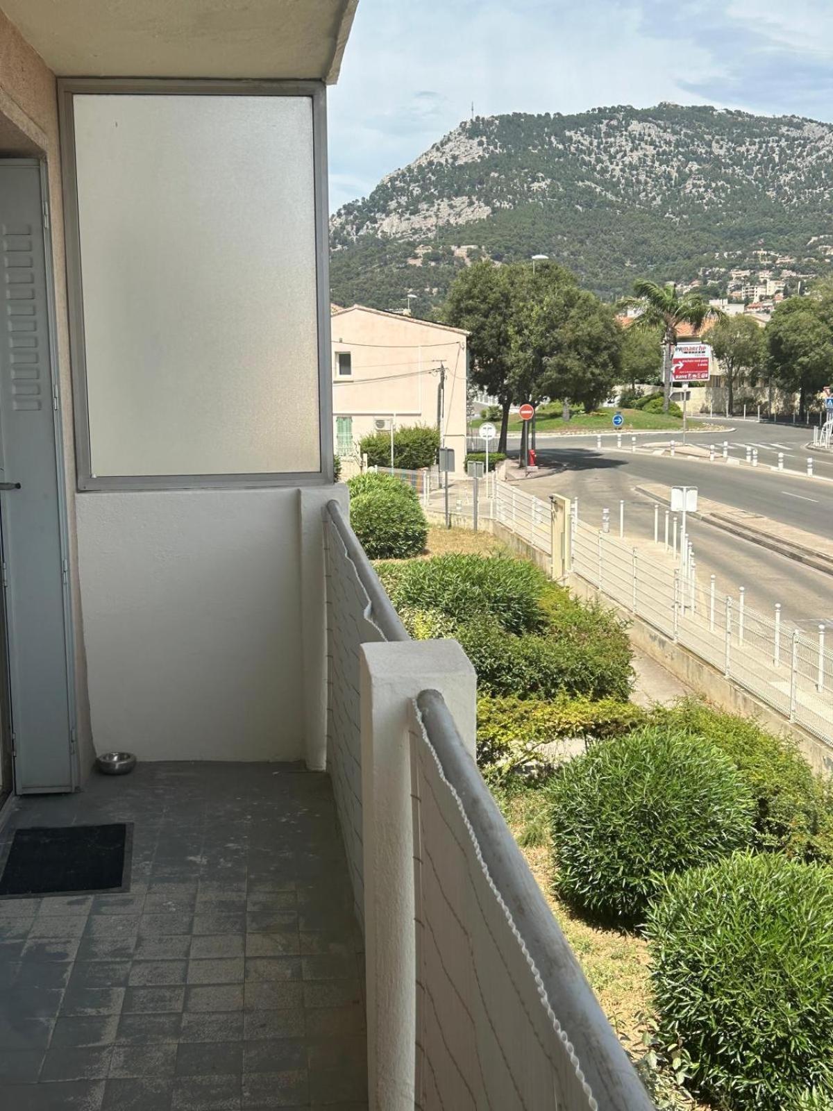 T4 Lumineux Et Spacieux, Parking Et Parc Prive Toulon Ngoại thất bức ảnh