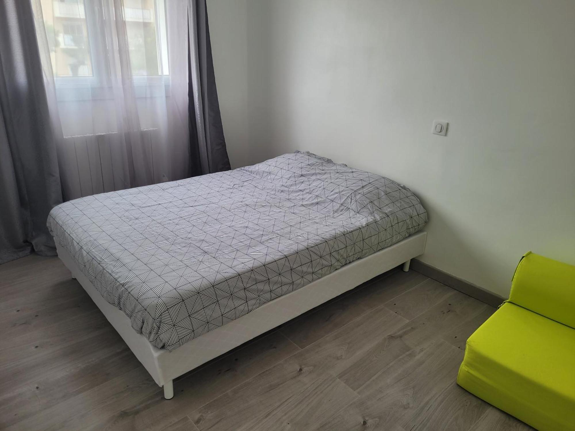 T4 Lumineux Et Spacieux, Parking Et Parc Prive Toulon Ngoại thất bức ảnh